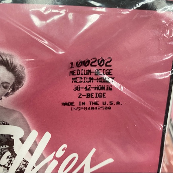 Lot of 5 Silkies Nylons size Medium Mocha x 4 100203  Honey Beige x 1 100202 - Picture 7 of 7